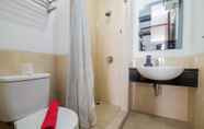 In-room Bathroom 7 Cozy And Tidy Studio Apartment Mangga Dua Residence