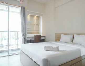 Phòng ngủ 2 Comfort And Minimalist Studio At Parkland Avenue Apartment