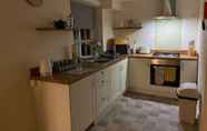 Kamar Tidur 6 Beautiful 1 Bed Apartment in the Heart of Ludlow