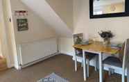 Kamar Tidur 3 Beautiful 1 Bed Apartment in the Heart of Ludlow