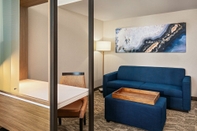 Khu vực công cộng SpringHill Suites by Marriott Boston Logan Airport Revere Beach