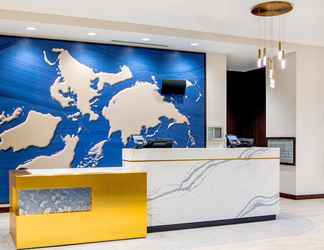 Lobi 2 SpringHill Suites by Marriott Boston Logan Airport Revere Beach