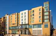 Bangunan 6 SpringHill Suites by Marriott Boston Logan Airport Revere Beach