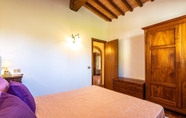 Bedroom 3 Captivating 1-bed Villa With Pool in Tuscany