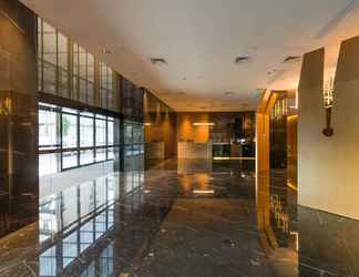 Lobby 2 Ramada by Wyndham Wuhan Hankou