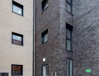 Exterior 2 Livestay-spacious Modern One Bed Apt Near Heathrow