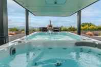 Kemudahan Hiburan Huxham View - A Luxurious Family Retreat With Swim Spa Cinema Gym and Pool Table