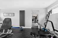 Fitness Center Huxham View - A Luxurious Family Retreat With Swim Spa Cinema Gym and Pool Table