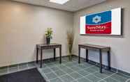 Lobi 4 Surestay Plus Hotel By Best Western Seatac Airport