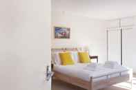 Kamar Tidur No. 78 Main Road Littleton