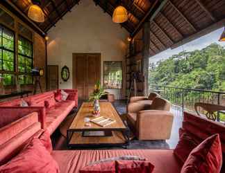 Lobi 2 Exceptional 9BR Incredible Jungle View, River Access