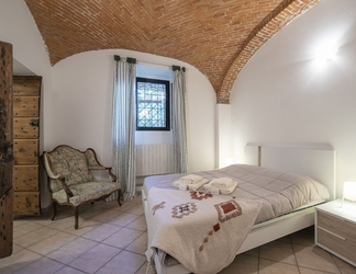 Bedroom 2 Alla Corte Di Angera