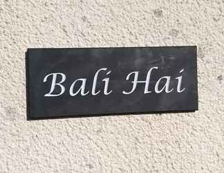 Exterior 2 Bali Hai - 3 Bed Bungalow - Saundersfoot