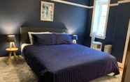 Kamar Tidur 6 Beautiful Surry Hills 1 Bedroom Hideaway