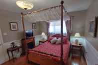 Bedroom Bobcaygeon Bed and Breakfast