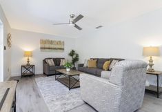 公共空间 7 Beautiful 5Bd Single Family w Game Room 106 Lake Wilson Preserve