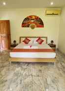 BEDROOM Welcome to our Oasis The Beautiful Bungalow Red