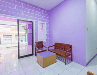 Lobi 2 Ungu Residence Syariah Bandung