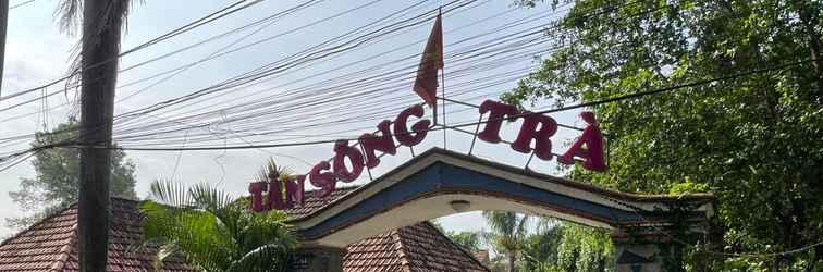 Bangunan Song Tra Hotel