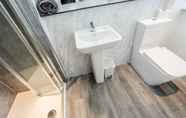 In-room Bathroom 7 Exquisite Serviced Studio With Private Parking