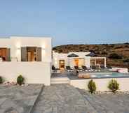 Bên ngoài 2 Villa Rosemary Paros