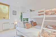 Kamar Tidur Urban Heights - two Bedroom two Bathroom Loft Style Apartment - Fast Wifi