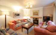 Common Space 2 Bayview House - 4 bedroom - Llanmadoc