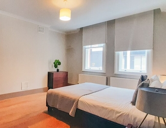 Kamar Tidur 2 Beautiful 1-bed Apartment in Central London