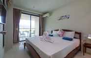 ห้องนอน 3 U606 - Convenient Patong Apartment for 3 People With Pool and gym