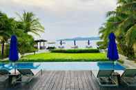 Swimming Pool Beachfront Apartment - Walk in the Sand