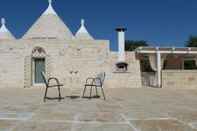 Ruang Umum Trullo Mil With Private Pool by Apuliarentals