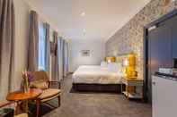 Bedroom Wigram Hotel