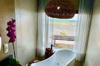 In-room Bathroom Villa Pantai Boutique Hotel Maragogi