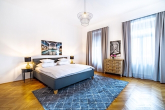 Phòng ngủ 4 Apartment With Terrace and King Bed in Krems City
