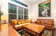 Ruang Umum 3 Huge Condo Great Price I Downtown Houston