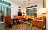 Ruang Umum 2 Huge Condo Great Price I Downtown Houston