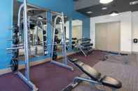 Fitness Center Modern 2BR Apartment Downtown Location