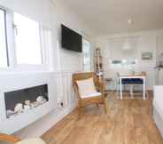 Common Space 6 37A Medmerry Park 2 Bedroom Chalet