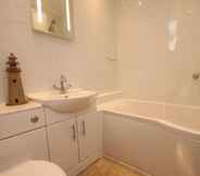 In-room Bathroom 3 37A Medmerry Park 2 Bedroom Chalet