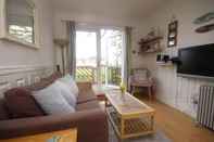 Common Space 37B Medmerry Park 2 Bedroom Chalet