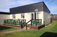 Exterior 29C Medmerry Park 2 Bedroom Chalet