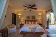 Bedroom Golf and Beach Resort Villa With Beautiful Sunsets Pool Golf Cart and Service Staff