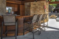 Lobby 522rpgvh3106pfnco - The Heart of it All 3106