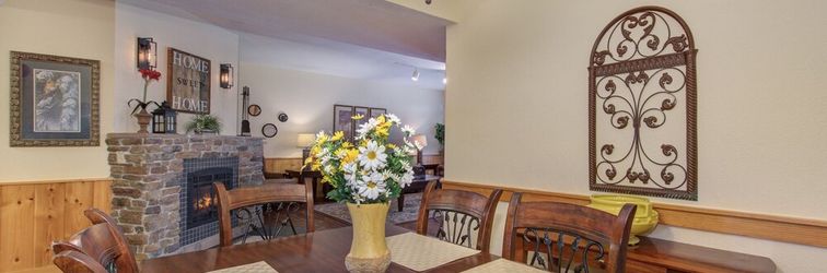 Lobby Garden Terrace 3107