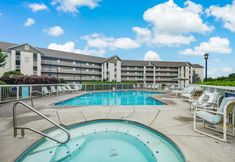 Swimming Pool 5 Valley Retreat Whispering Pines 142