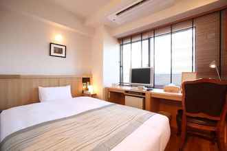 Kamar Tidur 4 Sutton Place Hotel Ueno