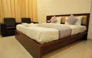 Bedroom 4 Gateway Inn-Bangalore Airport