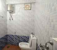 In-room Bathroom 6 Sibi Lodge