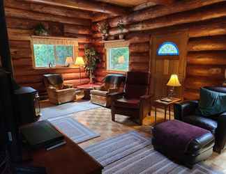 Lobi 2 11SL - Wi-Fi - NO PETS Log Cabin - Sleeps 7