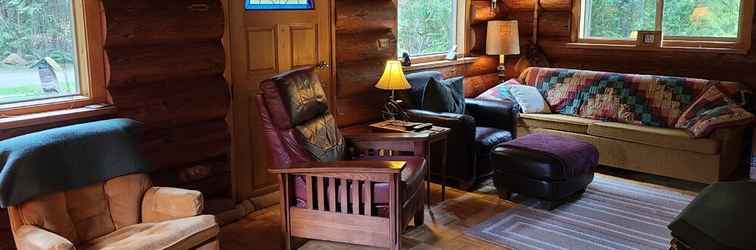 Lobi 11SL - Wi-Fi - NO PETS Log Cabin - Sleeps 7